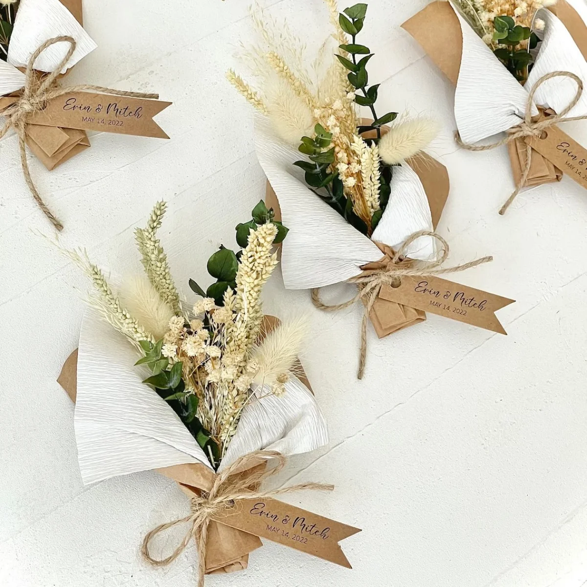 

Свадебные сувениры для гостей - Букет сушеных цветов на магните - Уникальный персонализированный подарок - Массовый сувенир