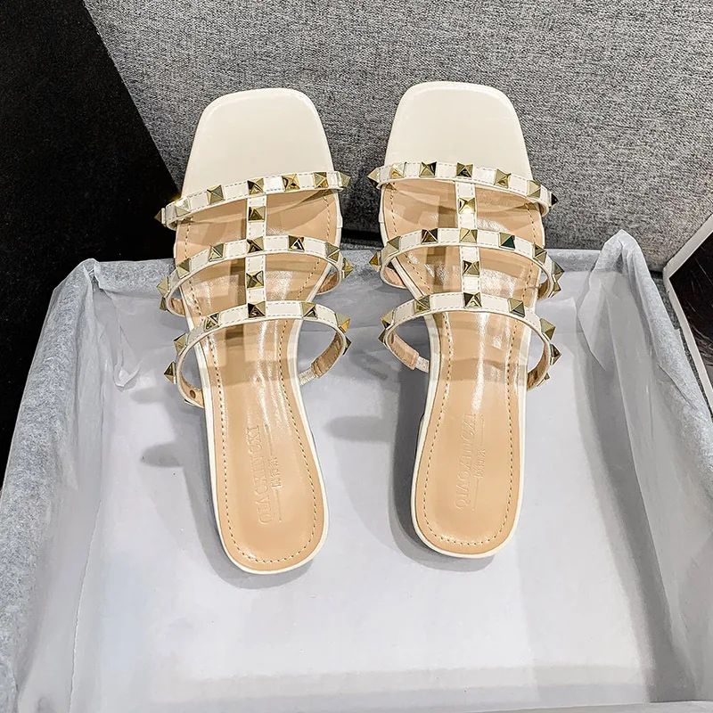 

Riveted Sandals for Women's Outwear 2023 Summer Thick Heels Fashion Roman Sandals Size 35-43