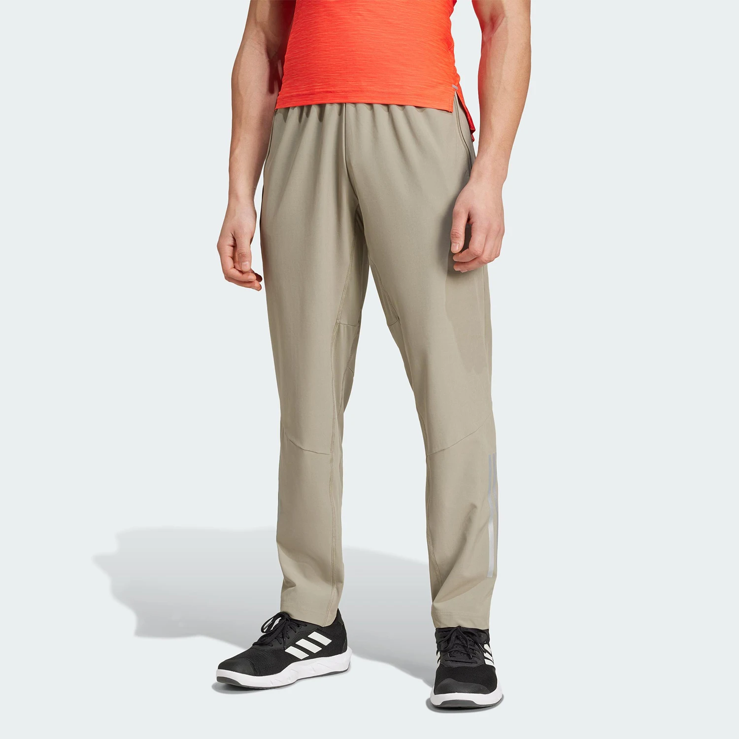 

Официальные оригинальные мужские спортивные тканые тренировочные брюки Adidas 2025 IW5908