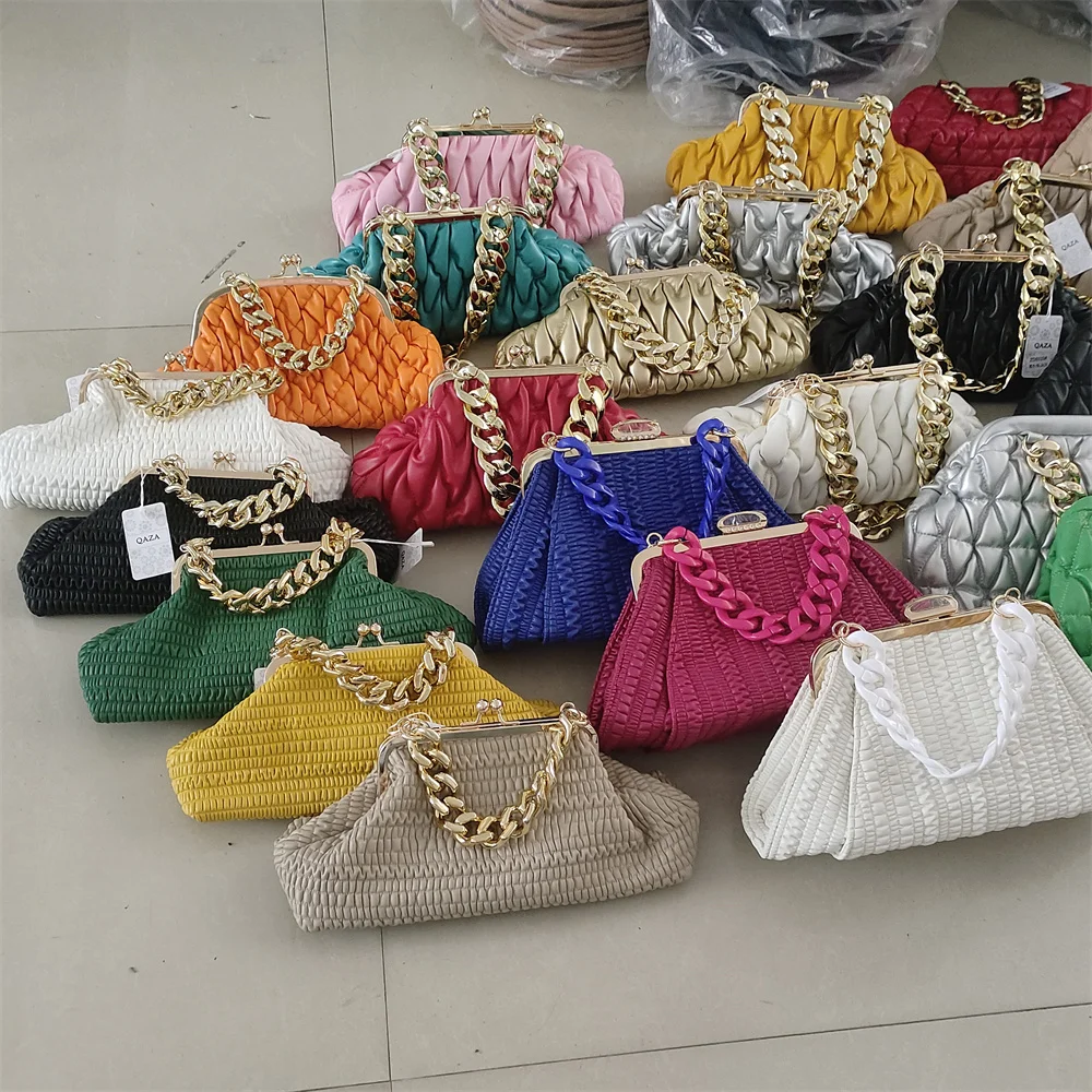 Colorful Pleated Bag Fashionable Women\'s Shoulder Bag Crossbody Bag Cloud Bag Fashionable Elegant and High-end Chain Accessories