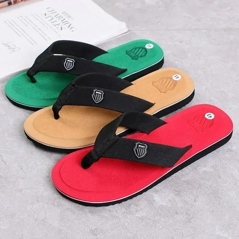 Summer Slippers Men Flip Flops Beach Sandals Non-Slip Casual Flat Shoes 2023 Slippers Indoor House Shoes For Men Outdoor Slides