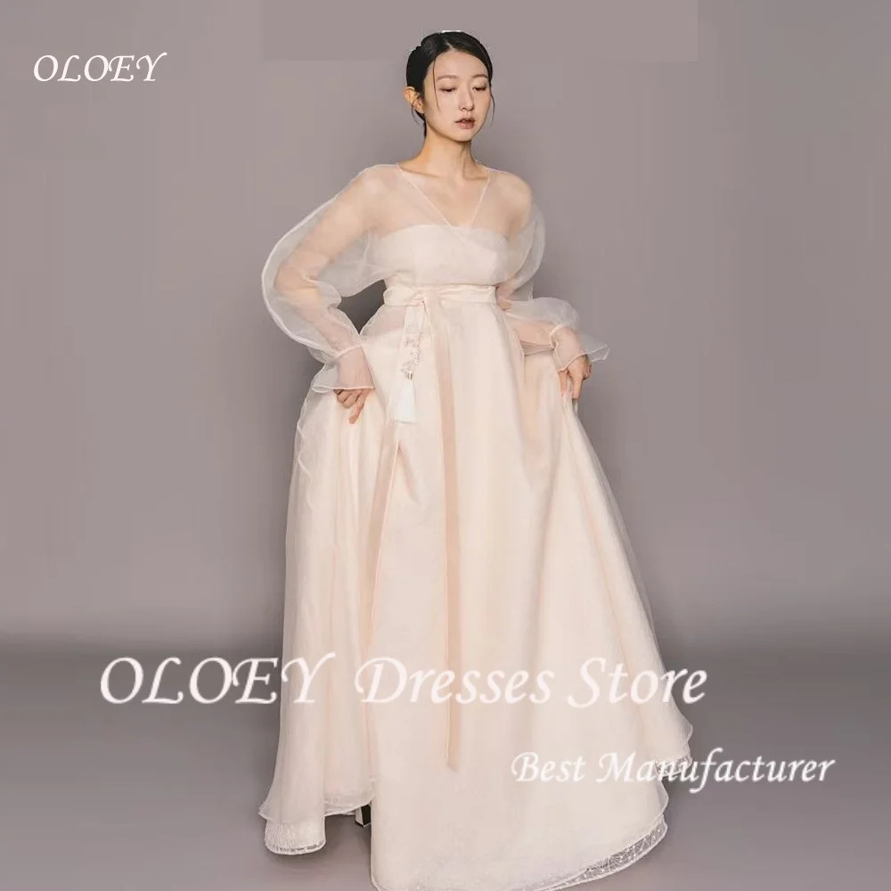 فستان OLOEY 2025 بسيط لحفلات الزفاف المتدفقة عادي على شكل حرف a ثنيات فستان زفاف كوري لالتقاط الصور بطول الأرض مخصص