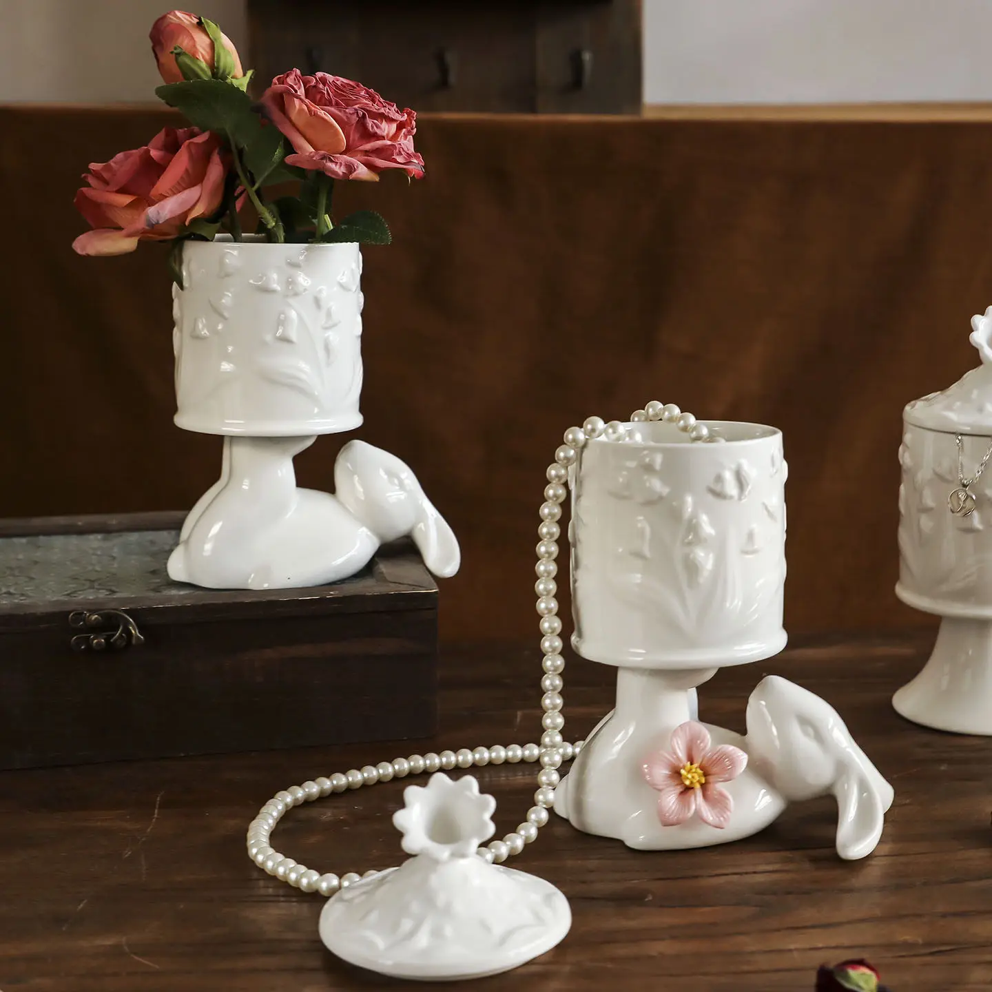 Lily of The Valley Tall Jar Rabbit Base Storage Box Jewelry Storage Box Dried Fruit Candy Jar Ceramic Vase Ornament