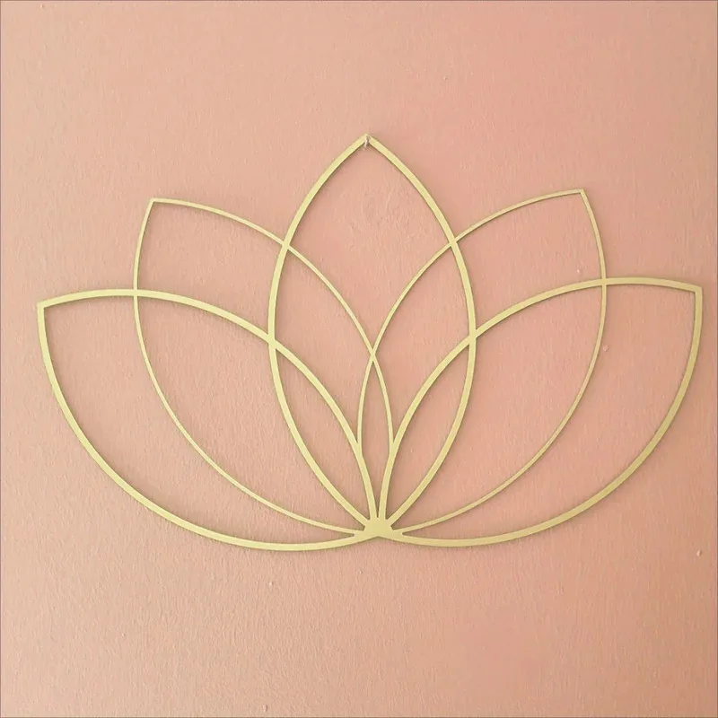 Impresionante decoración de pared de loto dorado: escultura artística de pared de metal, regalo perfecto para instrutores de yoga, decoración de loto
