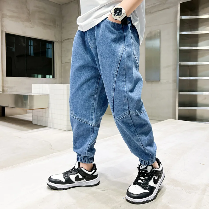 Boys' Jeans Spring 2024 New Loose Pants Denim Children's Handsome Autumn Cartoon Pants 2 3 4 5 6 7 8 9 10 11 12 13 14 Years