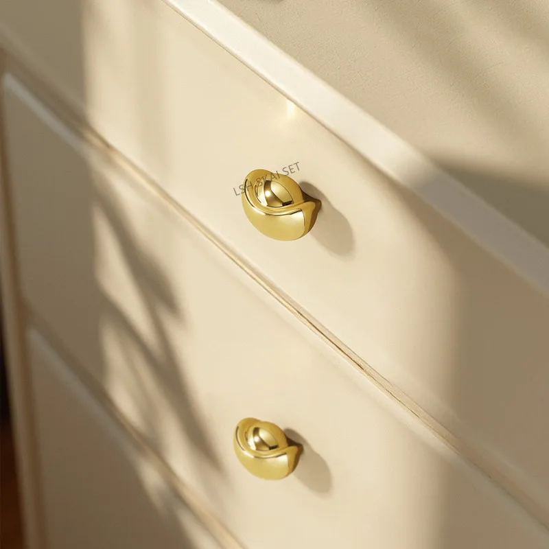 2Pcs Cute Furniture Handles Zinc Alloy Wardrobe Door Handle Desk Drawer Knobs Furniture Hardware Kitchen Cabinet Handles