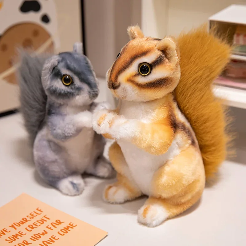 

New Wild World Super Lifelike Squirrel Plushie Stuffed Simulation Fluffy Hair Big Umbrella Tail Animal Peanut Plush