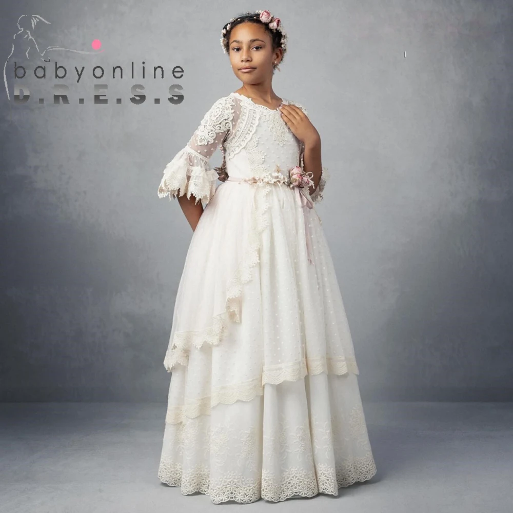 BABYONLINE Vestido de comunión de encaje de color marfil personalizado de inspiración vintage para niñas Vestido largo elegante con manga acampanada Flora hecha a mano