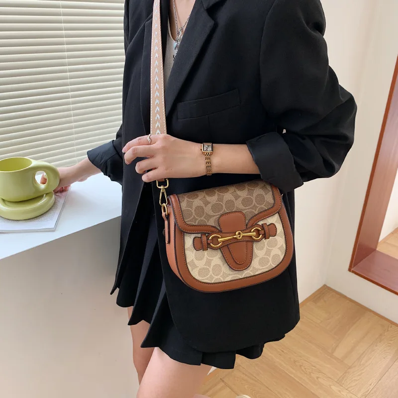 Luxus vielseitige Damen Ketten tasche Handtaschen heißer Verkauf Retro Designer Cross body Schulter Geldbörsen kleine quadratische Tasche Frauen