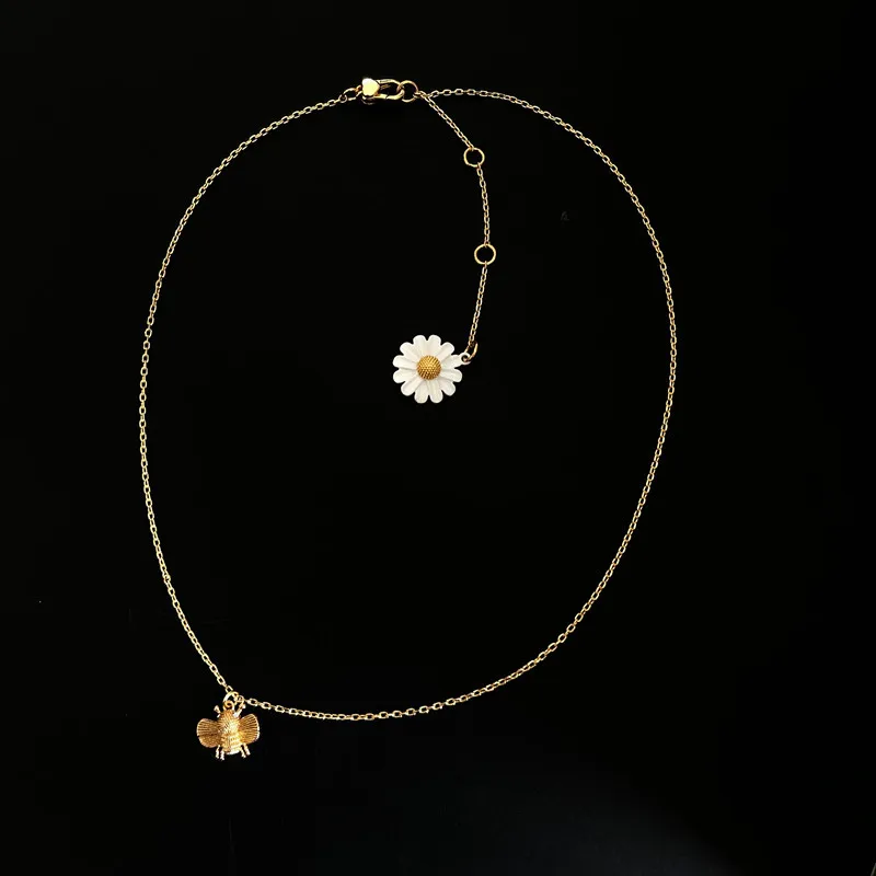 Niche daily commuting temperament bee white enamel glaze daisy flower necklace collarbone chain jewelry women