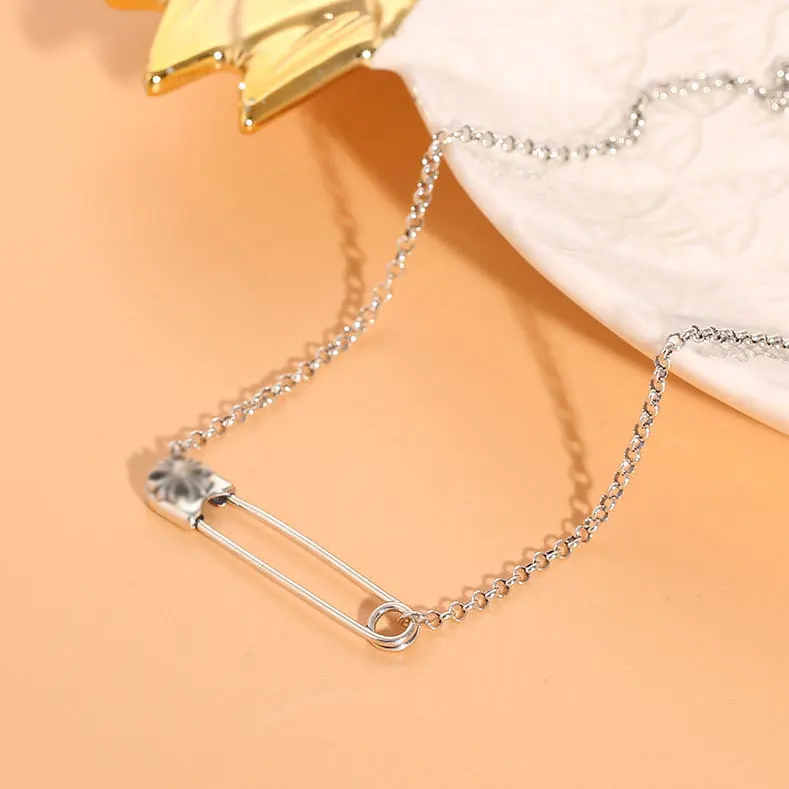 

Punk S925 sterling silver collarbone chain, Thai silver cross pin necklace, women's personalized necklace, trendy silver jewelry