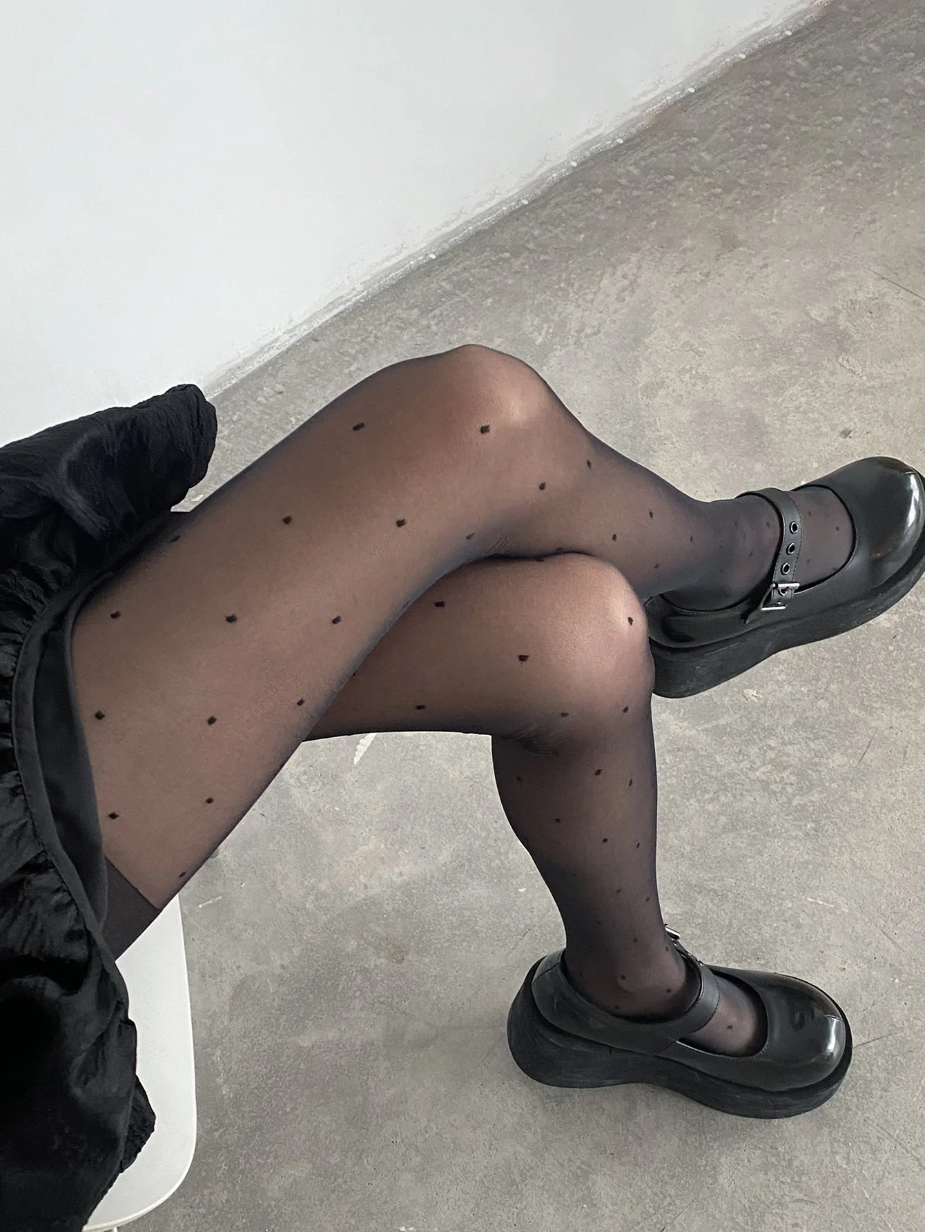 Spring and summer thin ultra transparent sexy jk black stockings women white pantyhose anti hook silk jacquard tights white silk