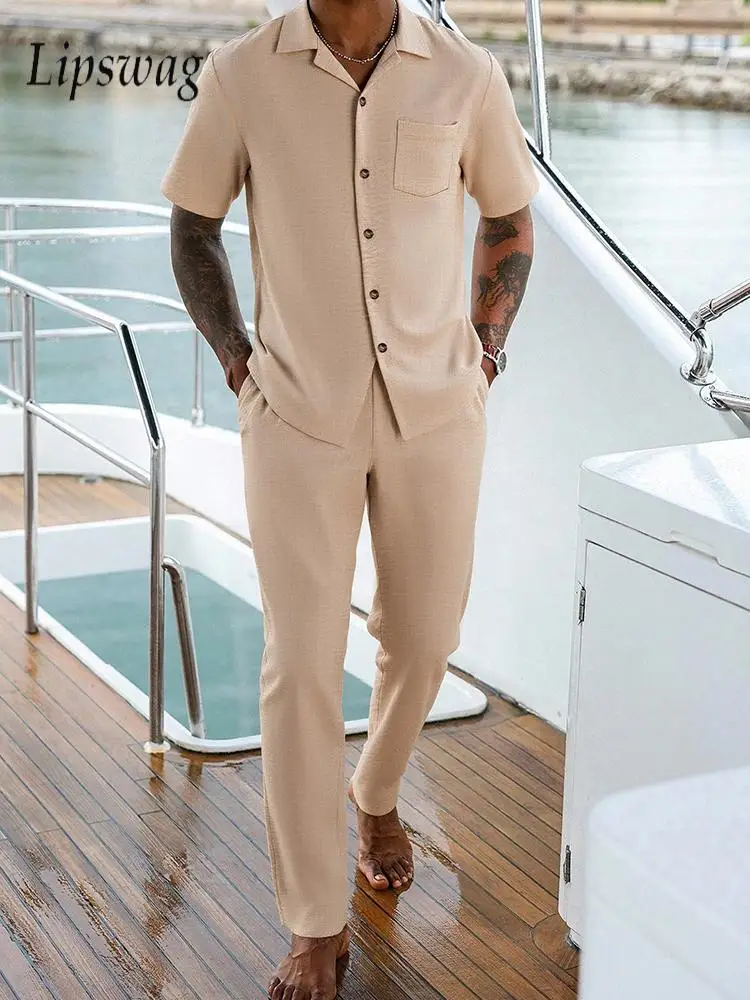 

Винтажные мужские однотонные комплекты из двух предметов: рубашка с коротким рукавом и брюки для пляжа, повседневной носки, весны и лета. Модные мужские костюмы.