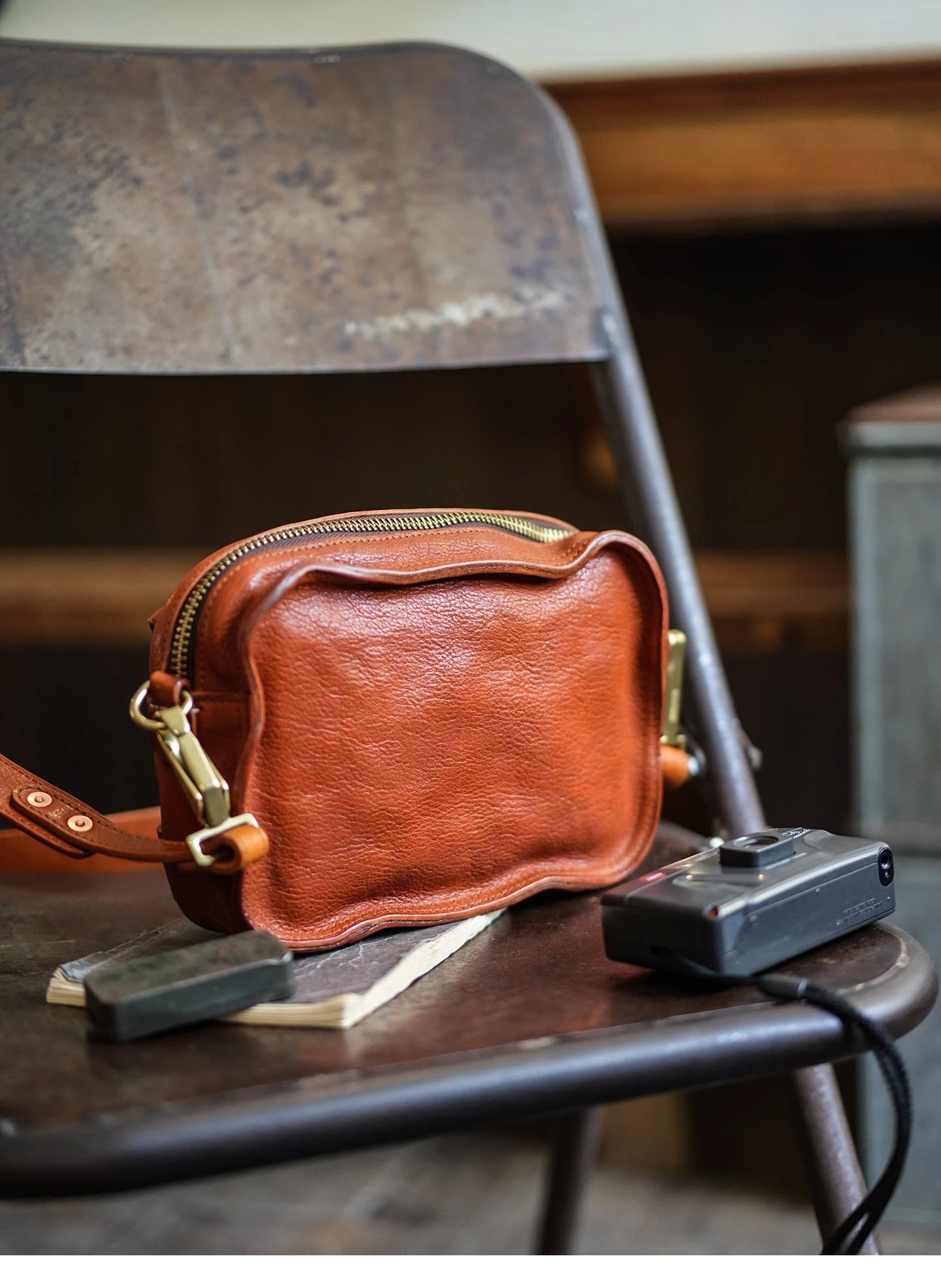 PNDME Mode-Organizer Designer-Umhängetasche aus pflanzlich gegerbtem Rindsleder für Herren, lässige Vintage-Luxus-Schultertasche aus echtem Leder – Detail 17