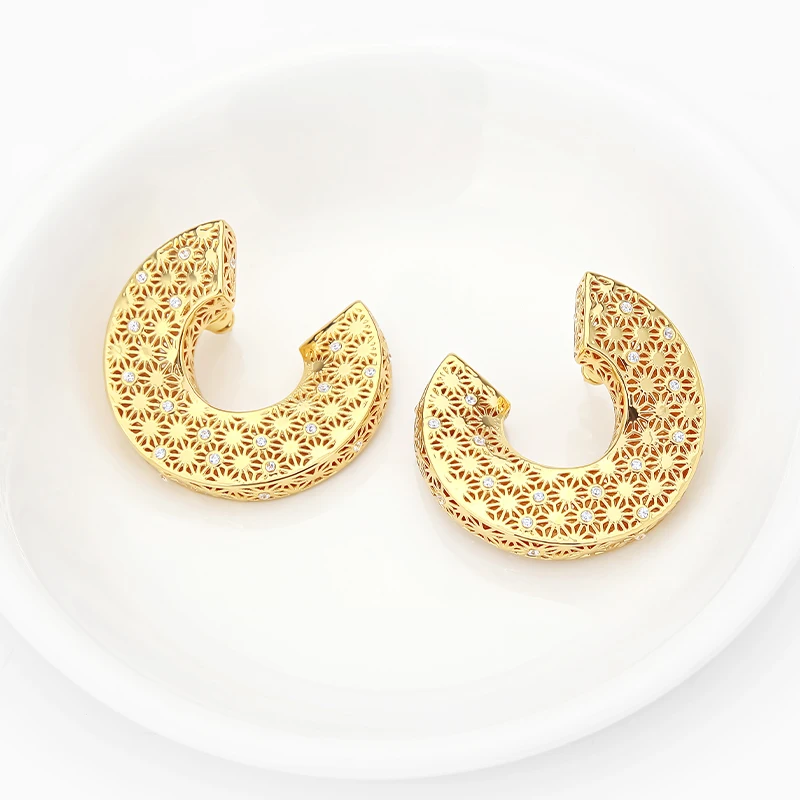 IVOG Openwork Geometric Hoop Earrings Women Zircon Starry Design Party Wedding Pendiente Boucle D'oreille Luxury Trendy Jewelry