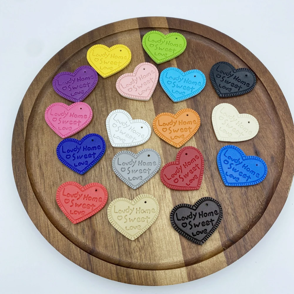 

REGELIN 20/piece 38x30mm PU Leather Heart-Shaped Pendant Keychain Heart Mobile Phone Charms Bracelet Pendant Jewelry Accessories