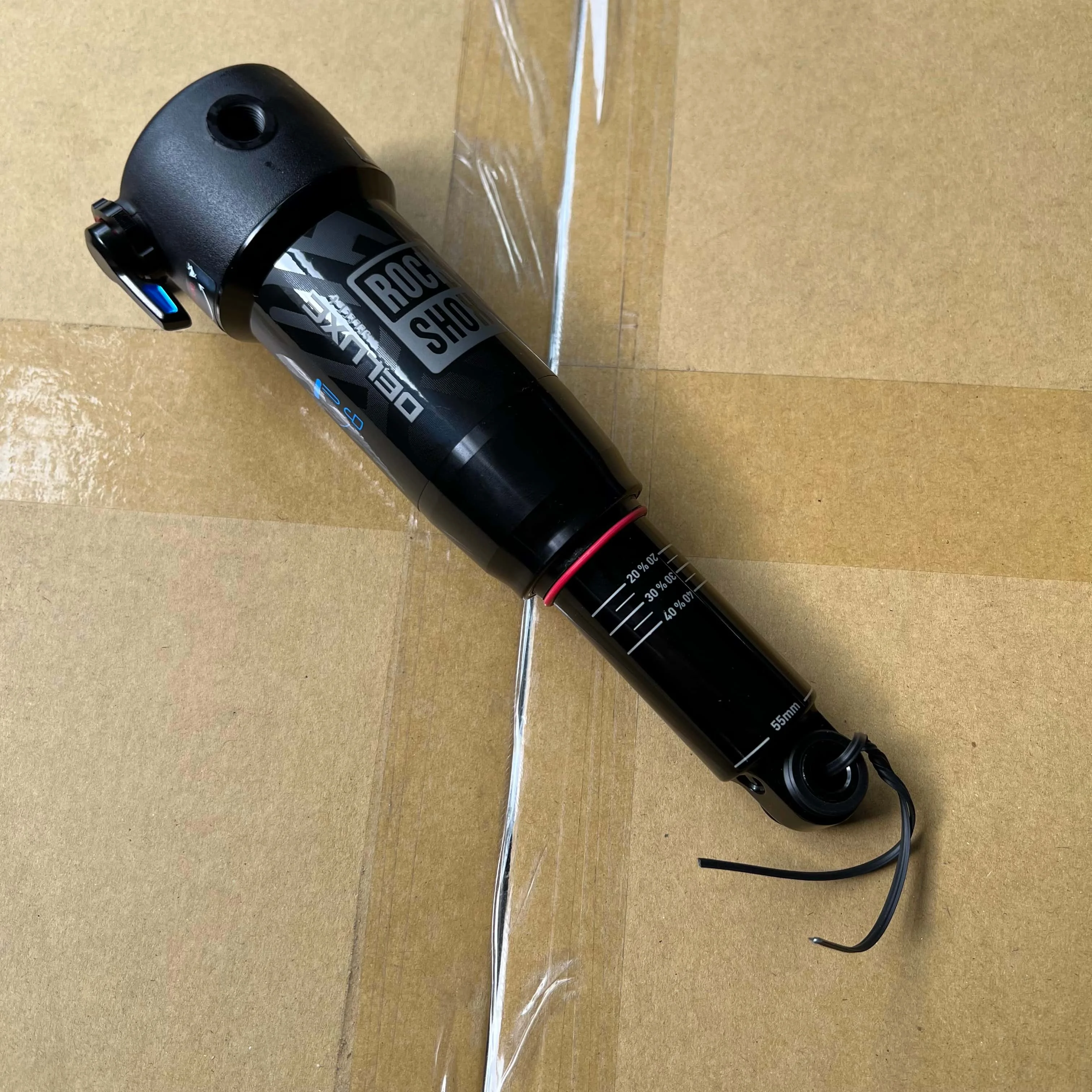 ROCKSHOX ديلوكس الصدمات الخلفية MTB Trail Bike Debon Air 185/205/225 trunnion هوائي سوفتيل MTB الخلفية الشجاعة