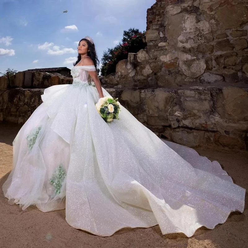 Vestido De baile De encaje Floral 3D De princesa ilusión, quinceañera, correa De espagueti, plisado De cristal, volantes, corsé, 15 Años