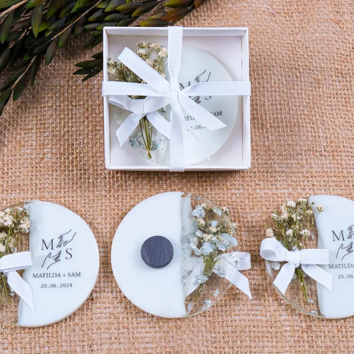 Epoxy Wedding Favors, Dried Flower Magnets, Custom Bridal Shower Gifts, Save the Date, Birthday Keepsakes