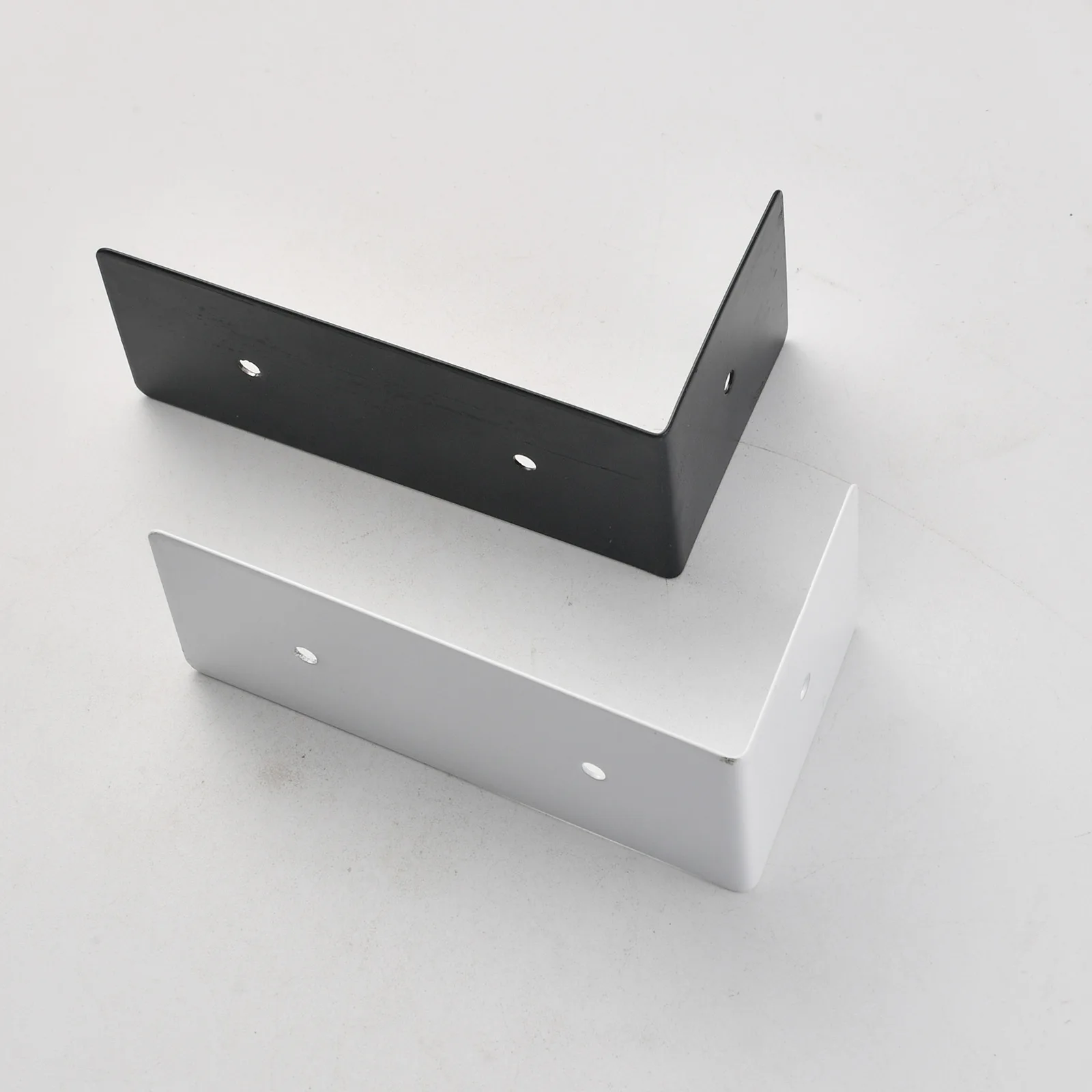 New Chinese black iron decorative box corner code support laminate connector L-shaped right angle bracket 90 degrees