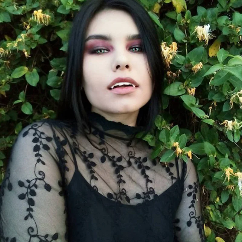 1 زوج مصاص دماء الأسنان الأنياب أطقم الأسنان الدعائم هالوين زي الدعائم كاذبة الأسنان الصلبة الغراء أسنان لاصقة هالوين ديكور الحفلات