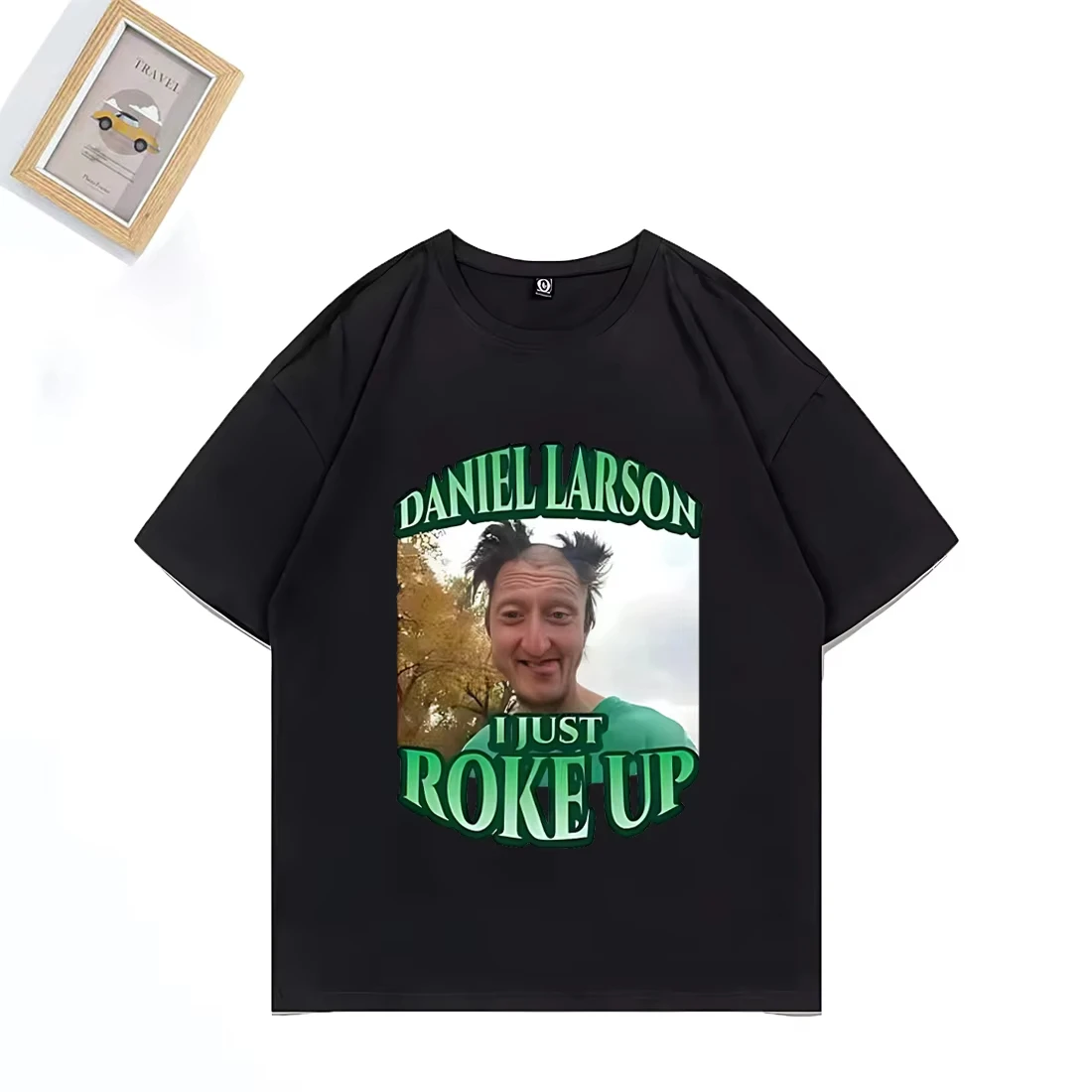 2025 ميمي نكتة الرجال هدية تي شيرت حجم كبير بلايز قصيرة الأكمام عادية القطن تي شيرت دانيال لارسون جاست روك أب تي شيرتات عجيبة #1