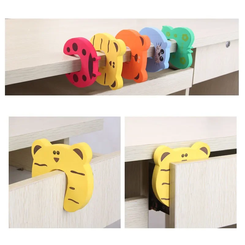 Cartão de Proteção de Móveis para Bebê Recém-nascido, Door Stopper Security, Cute Animal Care, Child Lock, Finger Protector, 2Pcs