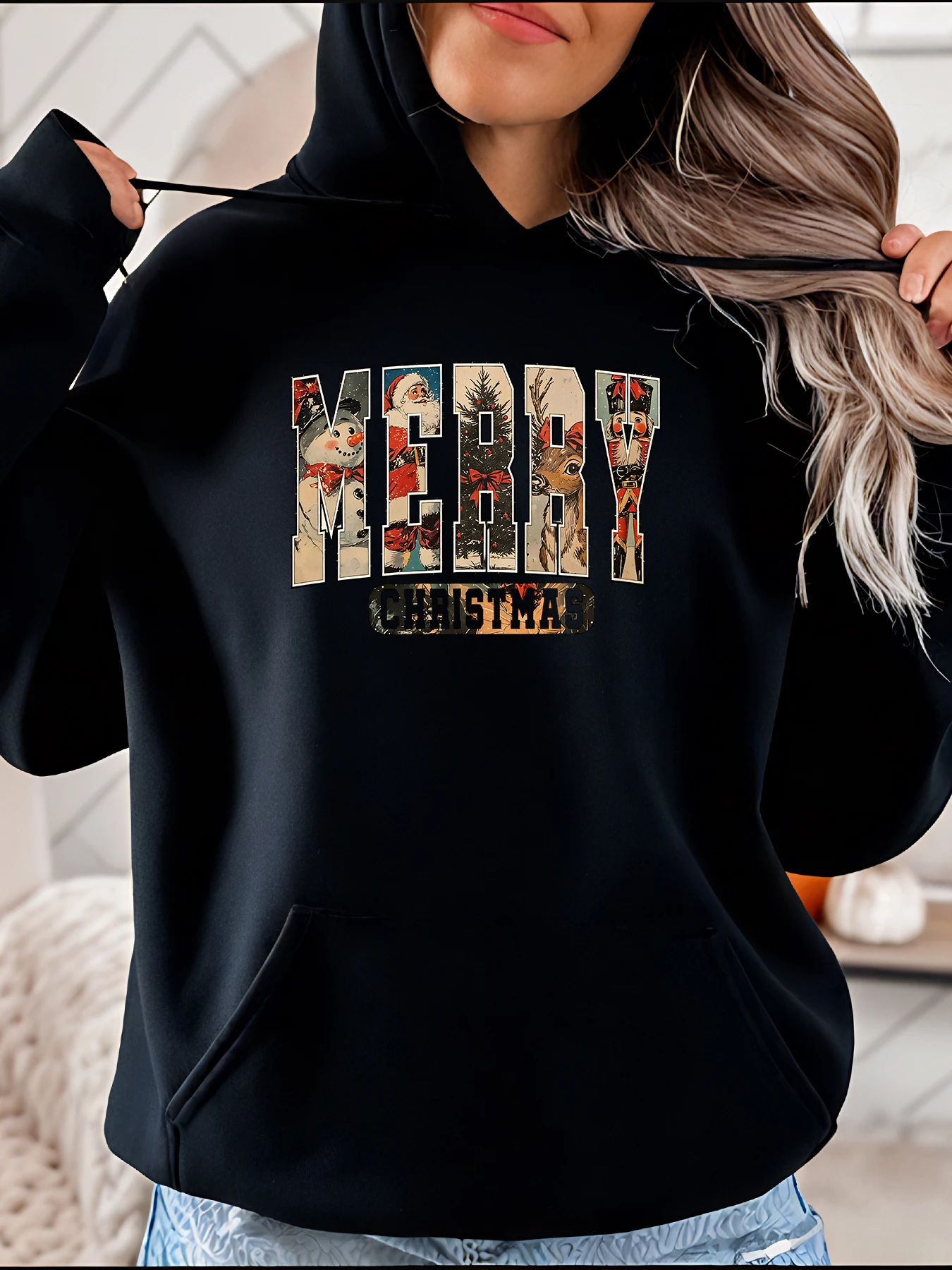 

Merry Christmas Hoodie Printed Snowman Reindeer Christmas Tree Design Women's Casual Winter Sweatshirt for Holiday Season