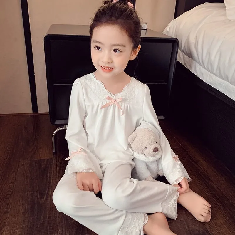 

2025 New Girls' Stylish Spring Loungewear Set Long Sleeve Pajamas Two Piece Casual Elegant Kids' Sleepwear for Children