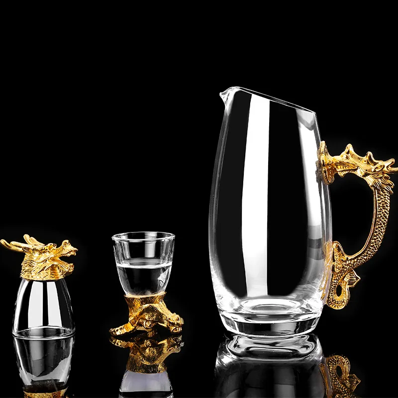 Exquisite Glass Wine Glass Tequila Vodka Dispenser Luxury Animal Horse Sheep Dragon Wine Glass Art Zodiac Wine Set Brandy Steins