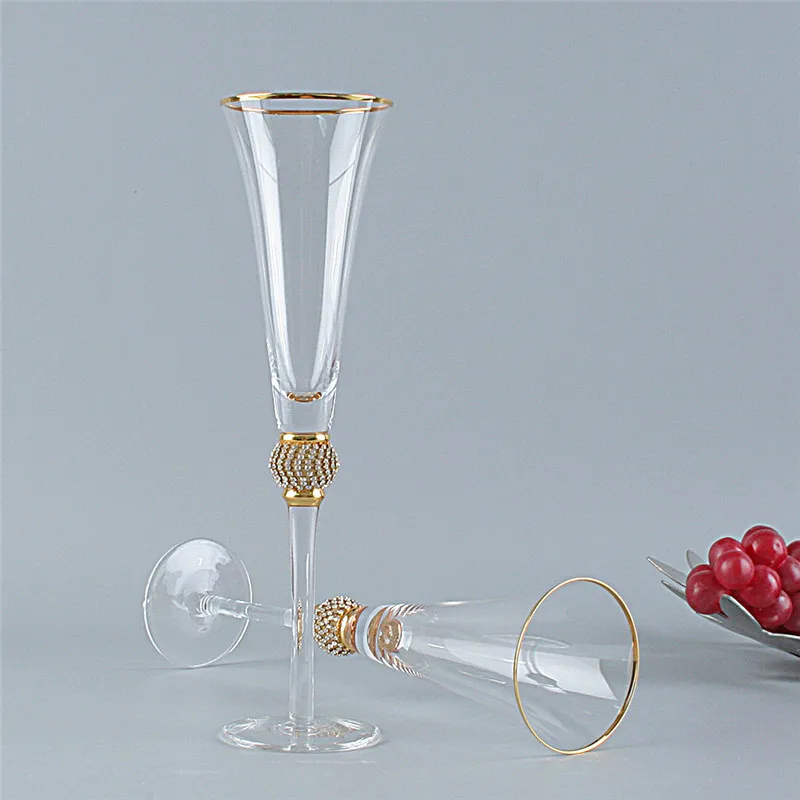 

2Pcs 200ml Phnom Penh Champagne Glasses Inlaid Diamond Wine Glass Weddeing Party Crystal Goblet Cocktail Glass Drinkware Gifts