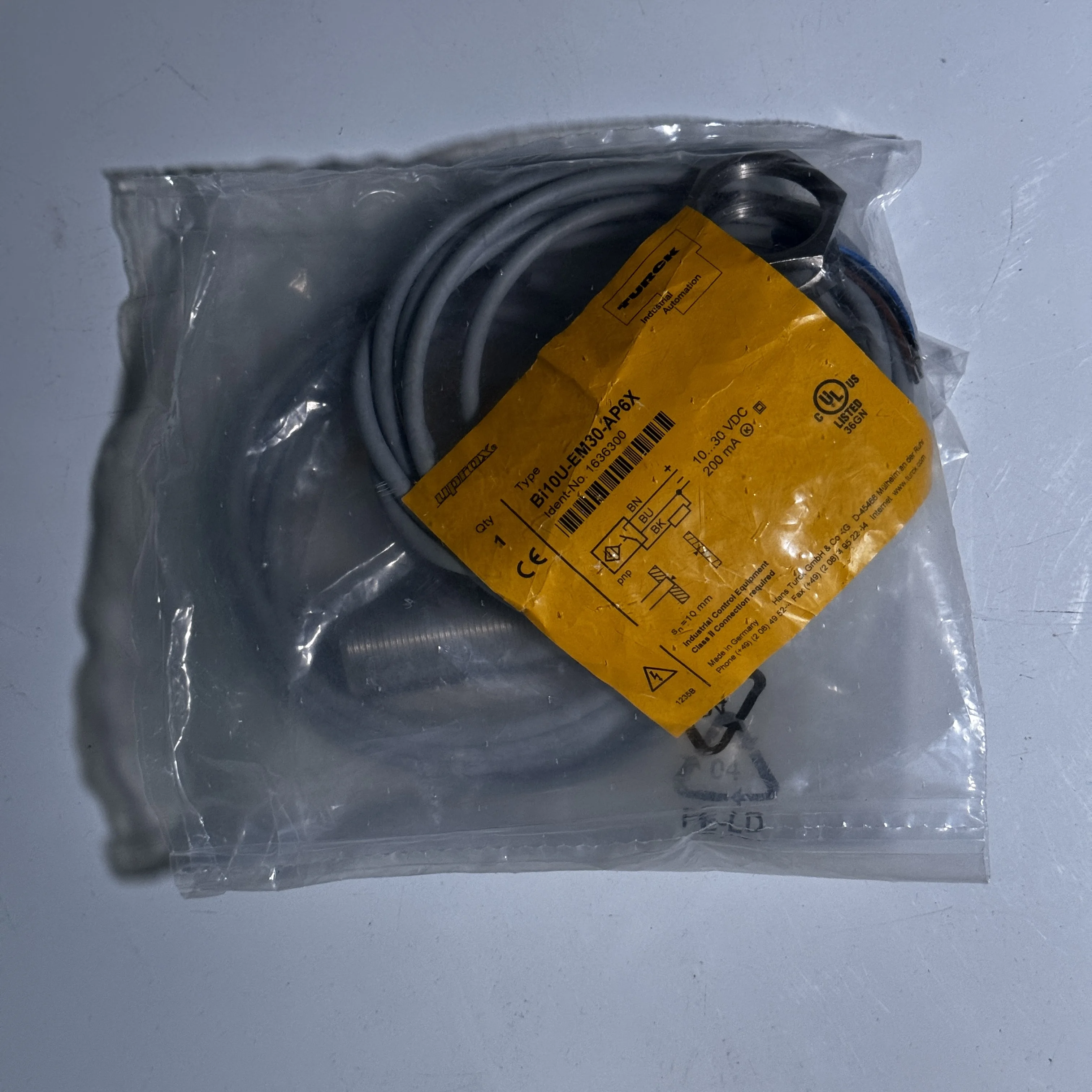 1PC TURCK BI10U-EM30-AP6X PROXIMITY SENSOR SWITCH NEW 1636300