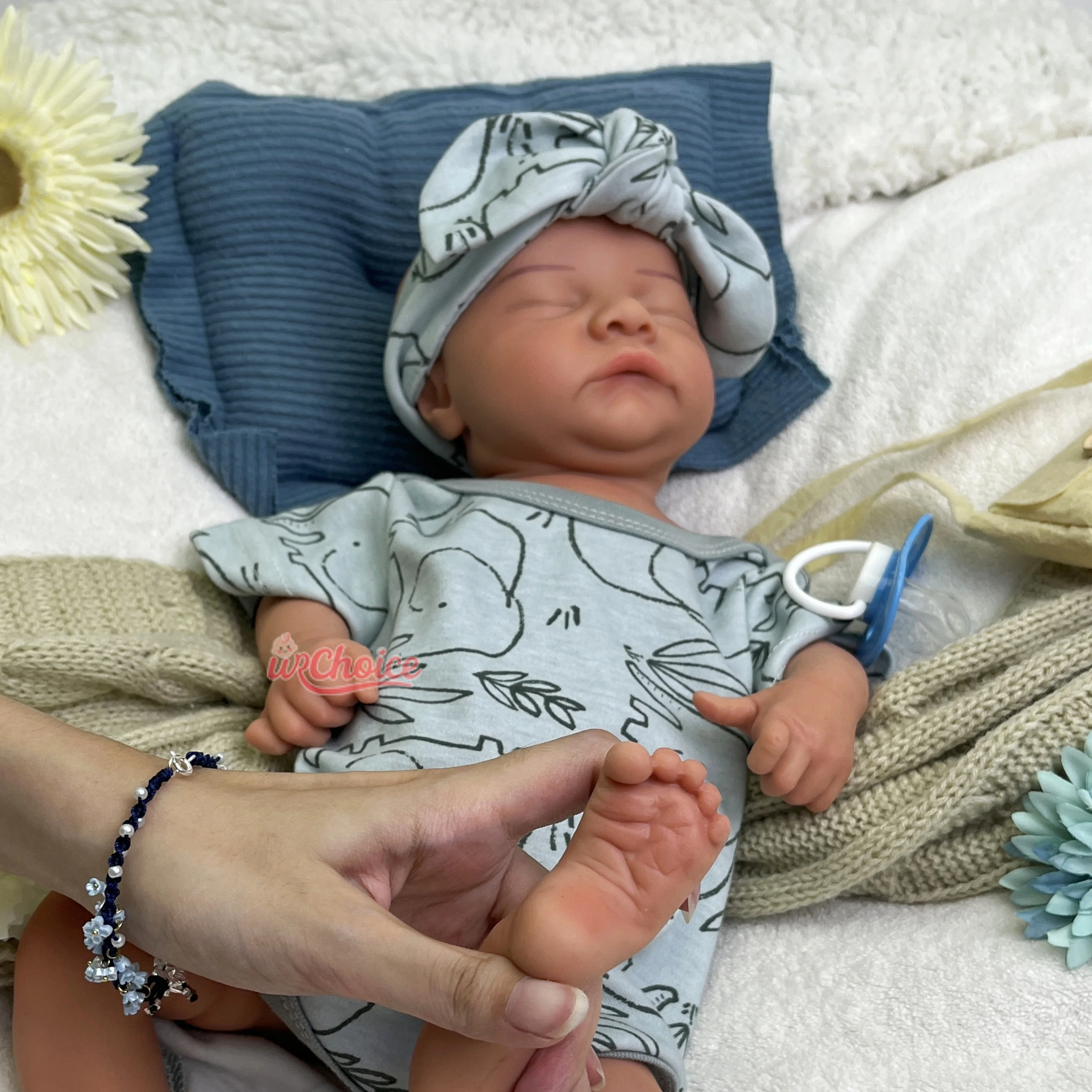 ตุ๊กตาซิลิโคนรีบอร์นผิวสีเข้ม ขนาด 18 นิ้ว เด็กผู้ชาย ทำมือเหมือนจริง สำหรับเป็นเพื่อนเล่นทางอารมณ์