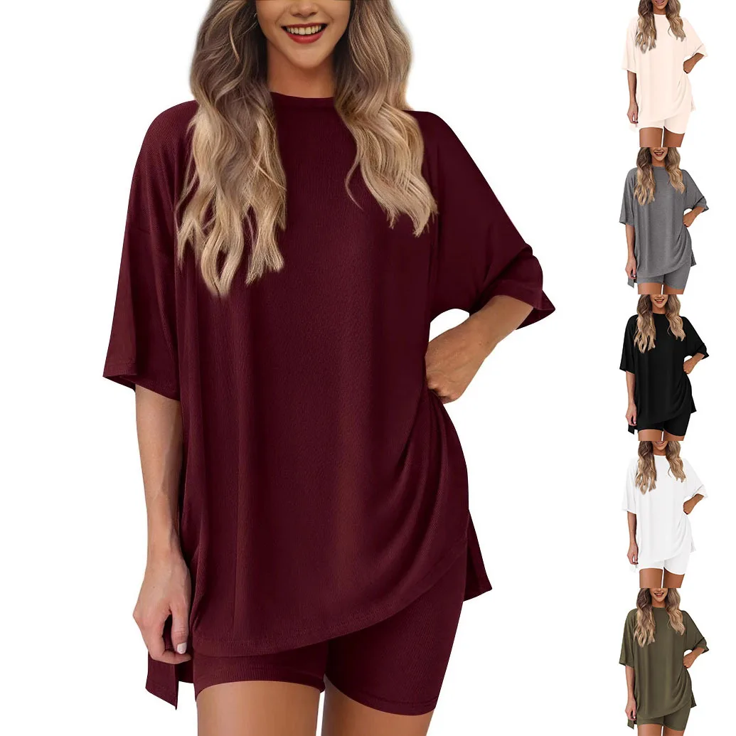

Spring and Summer Loose and Fashionable Solid Color Casual Short Sleeved Shorts Two-piece Set
