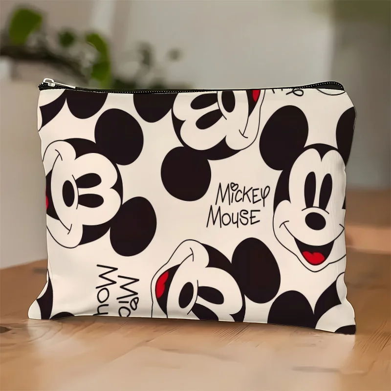 1 Bolsa de cosméticos Disney Mickey Mouse - Diseño oficial de las orejas de Mickey - Linda bolsa multifuncional con cremallera para mujer, bolsa de almacenamiento de joyas, organizador perfecto con cremallera de viaje - Divertido regalo de cumpleaños