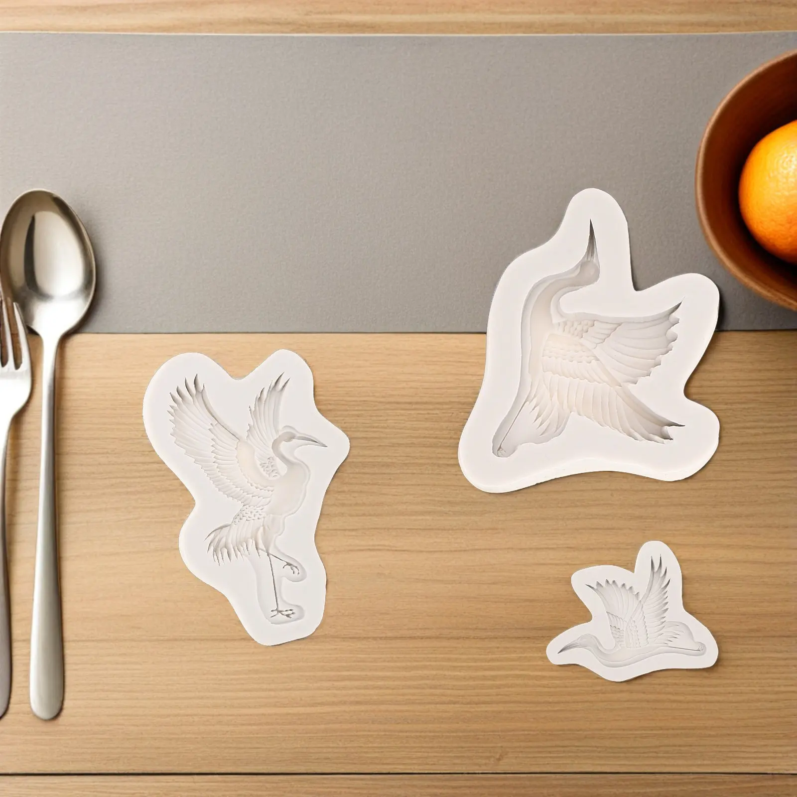 3Pcs Crane Silicone Mold Set Elegant Bird Fondant Chocolate Resin Clay Cake Decorating Molds for Baking Candy Mousse Pudding view 4