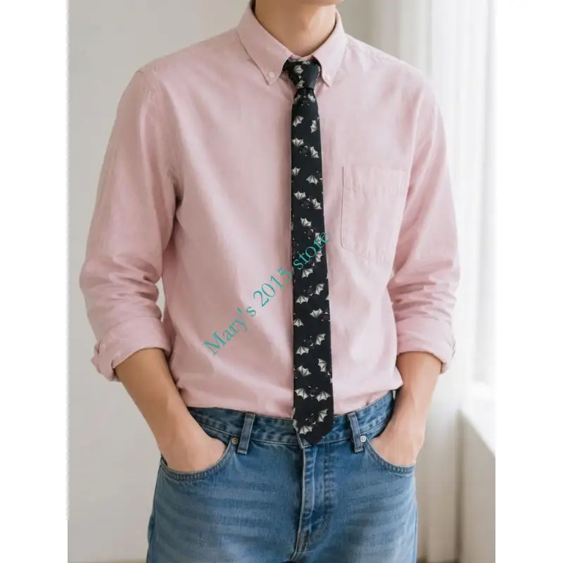 Halloween Bat Print Necktie Narrow Pointed Tip Polyester Dress Tie for Office Outfit Meeting Wedding and Theme Party Wear