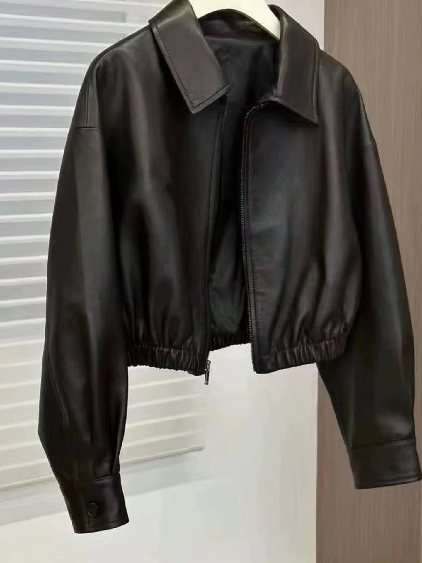 Korean Style Black PU Leather Jacket Women's Short Motorcycle Zipper Jacket Trendy Autumn New Design Slim Fit Fashionable