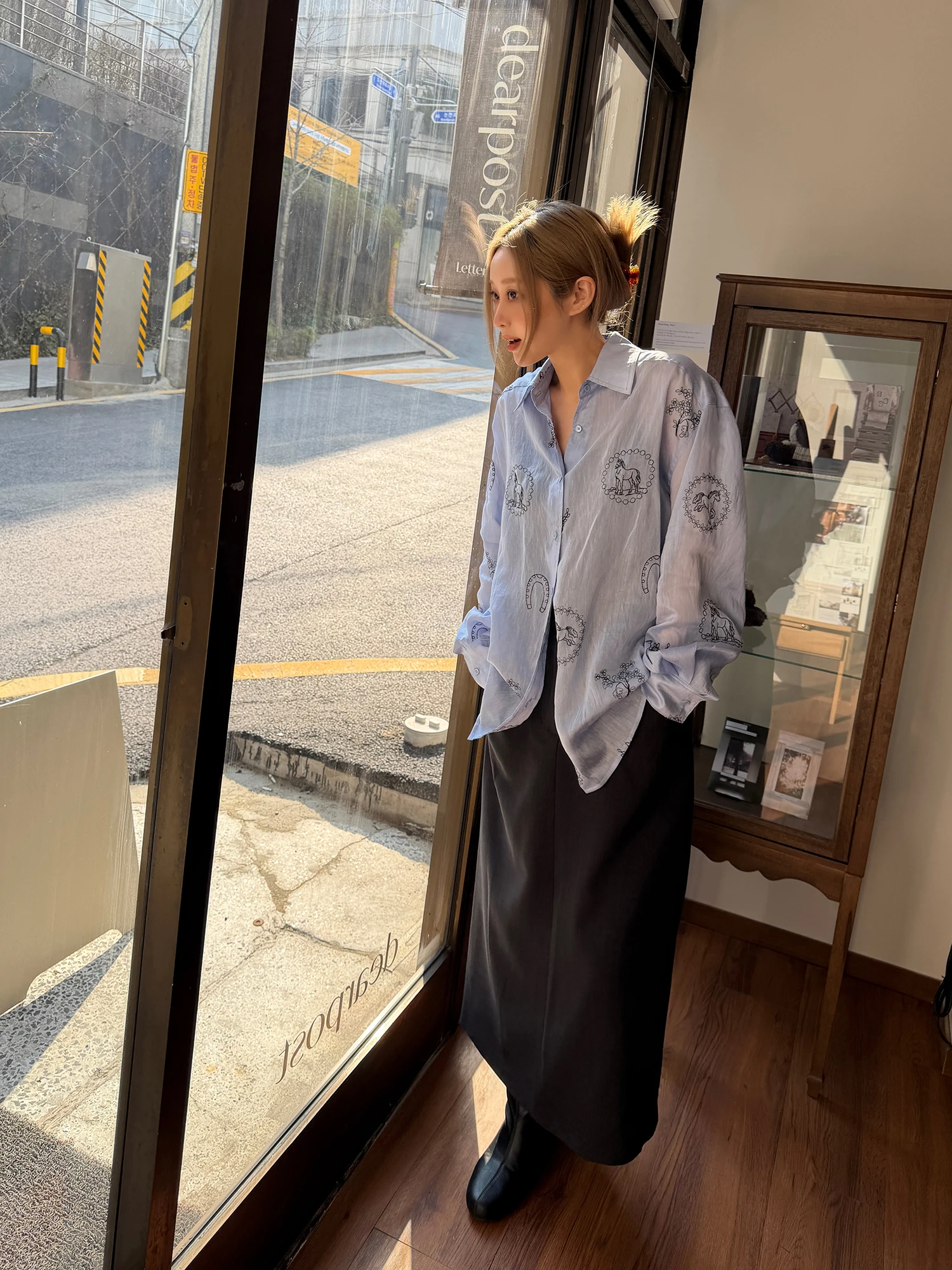 

SukiiRED Casual Silk Linen Long Sleeve Embroidered Pattern Shirt Women's Loose Fit Breathable Spring Cardigan Style Fashion