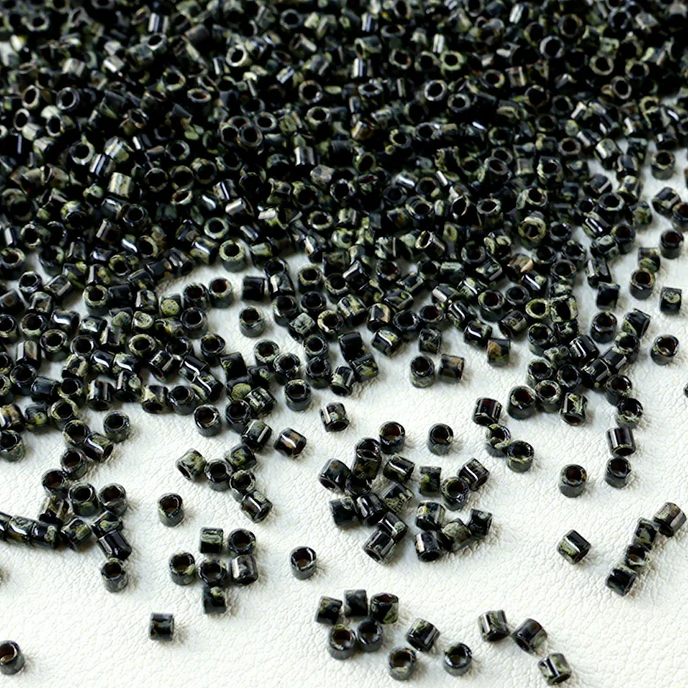 2,2mm 10/0 Japanische Miyuki Delica Perlen 10g/Röhrchen Multi-Serie zur Auswahl, Glasperlen für Schmuckherstellung und DIY-Halsketten – Detail 5