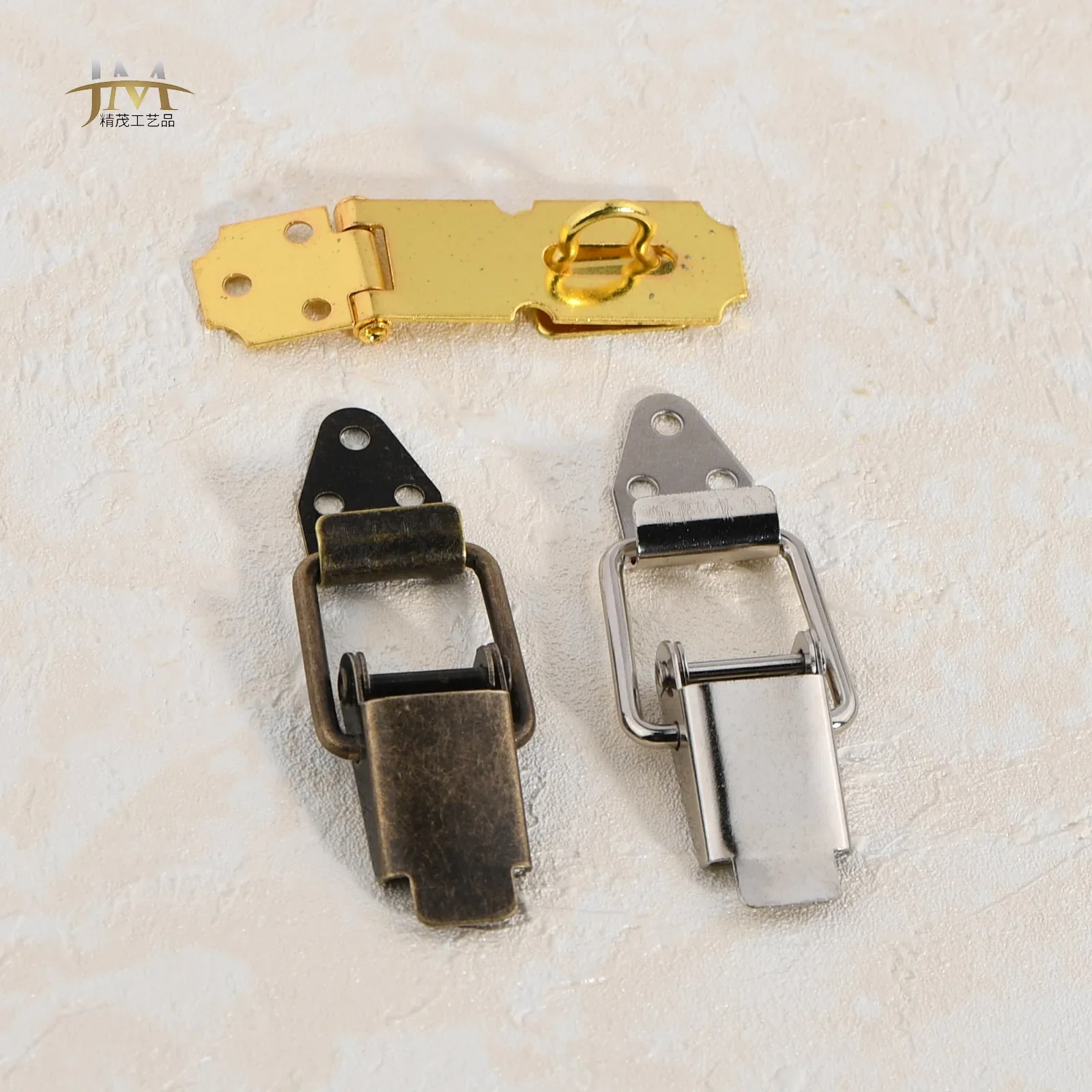 Hardware new Chinese home improvement iron with duck bill toolbox buckle square wooden box lock bag accessories