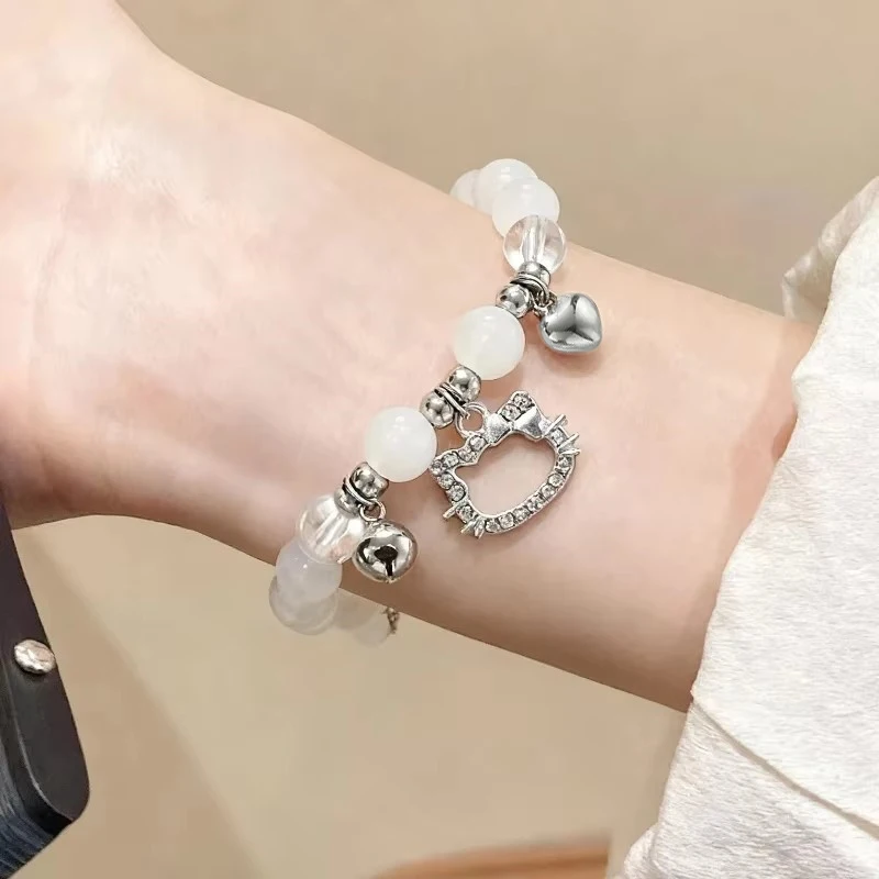 Новые милые акриловые браслеты для женщин, серебряный цвет, полые кошачьи сердца, колокольчики, подвески, ручные украшения, подарок для подруг, сестер