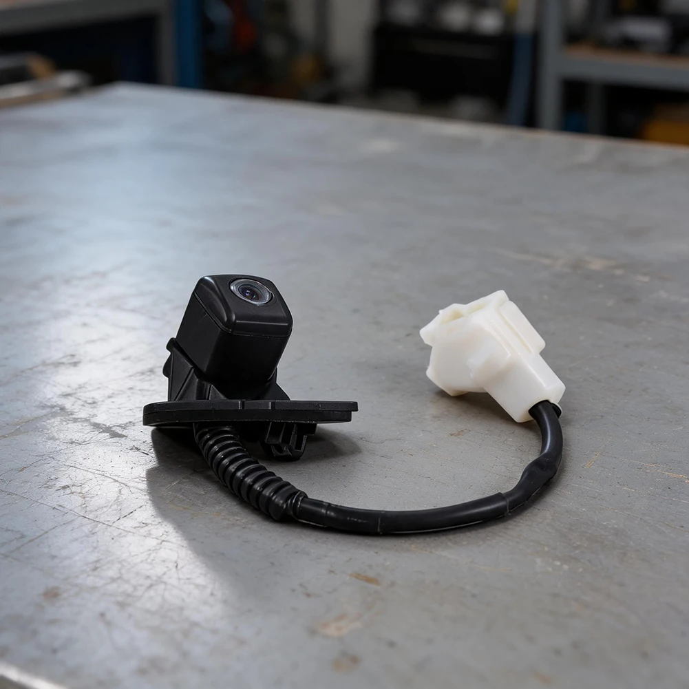 Reverse Camera Kit Rear View Camera Pressure-resistant Design 12V Voltage System Rear Installation Type For Safe Reversing