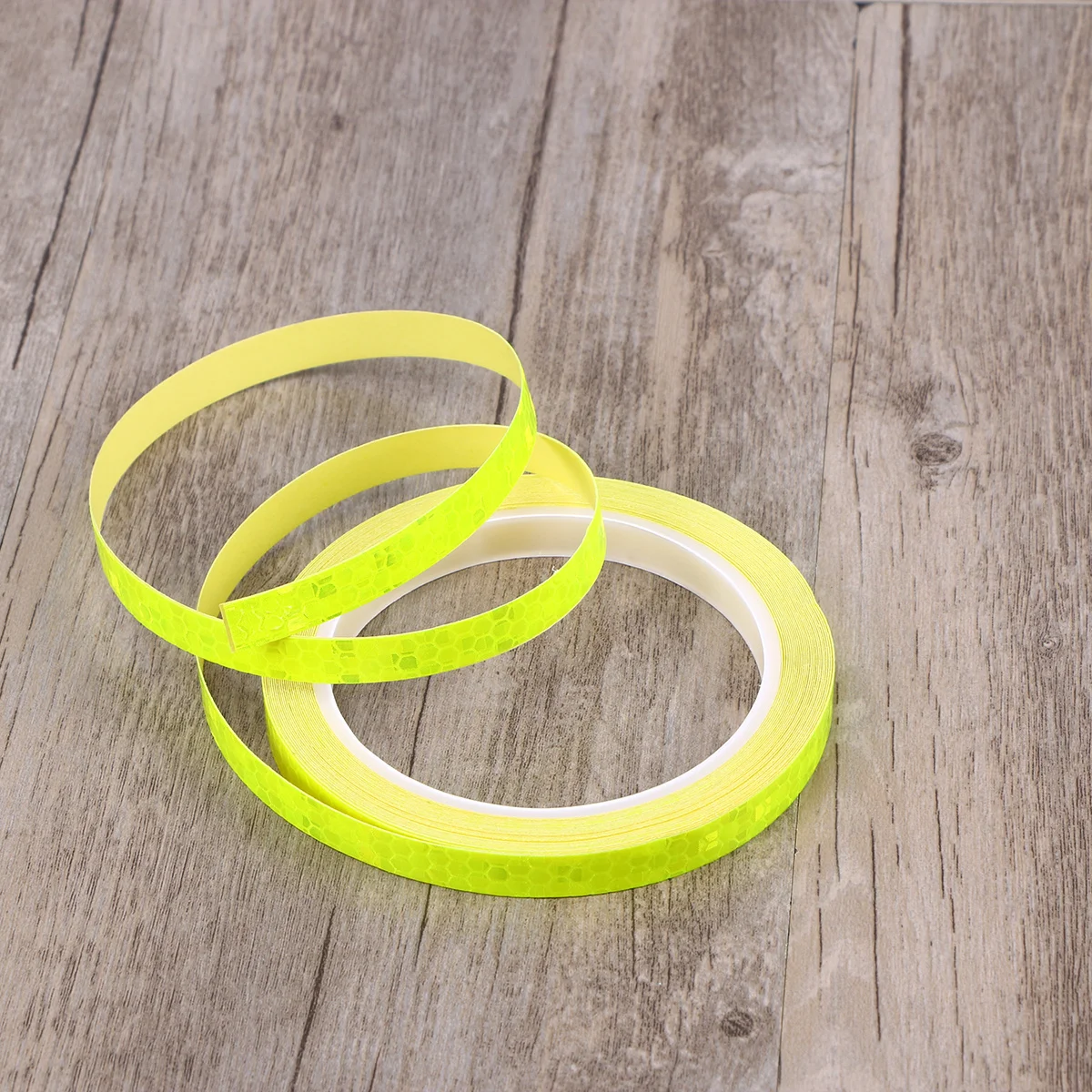 Bike Wheel Reflective Stickers 8m Yellow Safety Tape Cycling Rim Decal Night Fluorescent Reflective Decoration Fog Rain