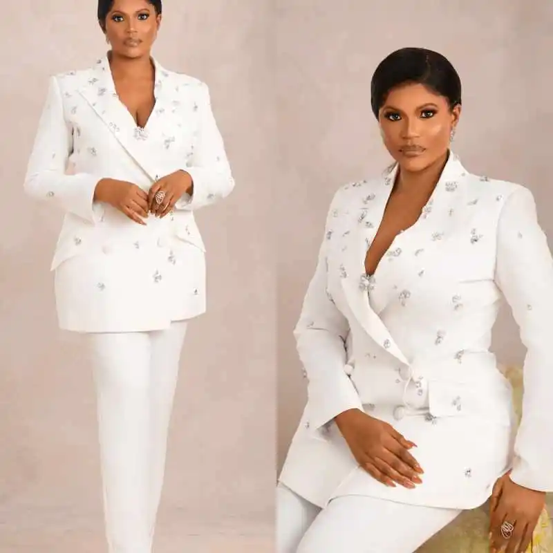 

Design Women Suits 2 Pieces Blazer Pants Peaked Lapel Single Breasted Crystal Lady Business Occasion Dinner Banquet Customized