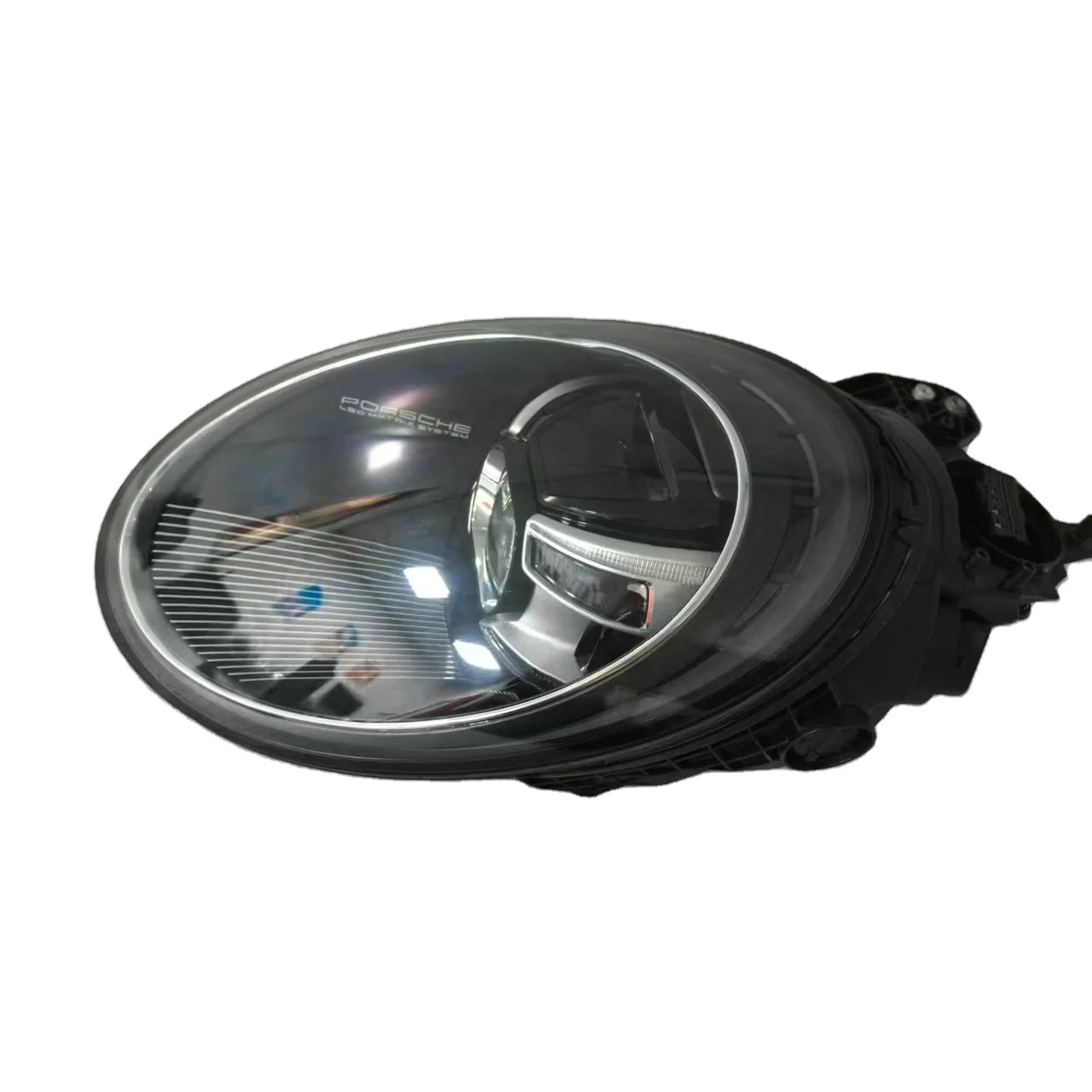 ไฟหน้า LED สำหรับรถยนต์ Porsche 992 911 ปี 20-24 คุณภาพสูงแบบดั้งเดิม ชุดไฟส่องสว่างแบบ Matrix พร้อมอุณหภูมิสี 6000k