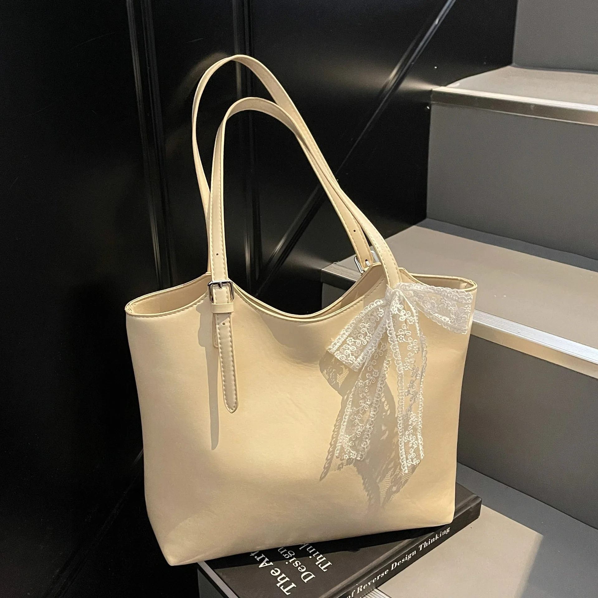 

Модная сумка подмышки 2025 года, минималистичная женская сумка через плечо, модная сумка через плечо с верхней ручкой, шикарная сумка «день-ночь», текстурированная