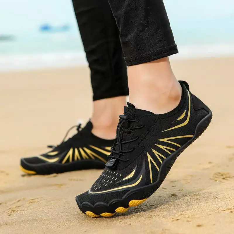 

Men Big Size Outdoor Wading Shoes Unisex Quick Drying Non Slip Beach Swimming Shoes Indoor Light Fitness Shoes Jump Rope Shoes