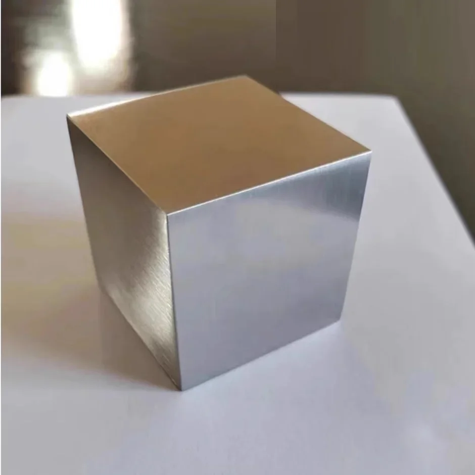 

Matt polishing 304 stainless steel solid cube block Paperweight Weighted base