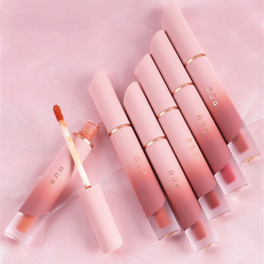 Non Stick Lip Glaze Unique Matte Finish Elegant Matte Velvet Lip Cream พร้อมสีติดทนนาน Matte Lip Gloss เทรนด์ยอดนิยมเฉพาะ